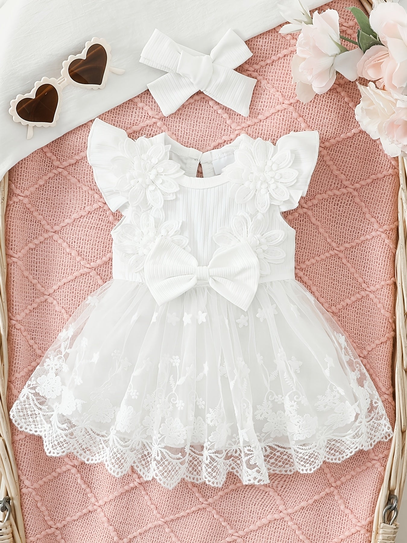 2pcs Set: Newborn Baby Girl Dress + Headband, Spring/Summer New Arrival, Sweet, Elegant, and Adorable White Ribbed Fabric with Three-Dimensional Embroidered Flowers and Bow, Lace and Mesh Patchwork, Suitable for Outdoor Photoshoots