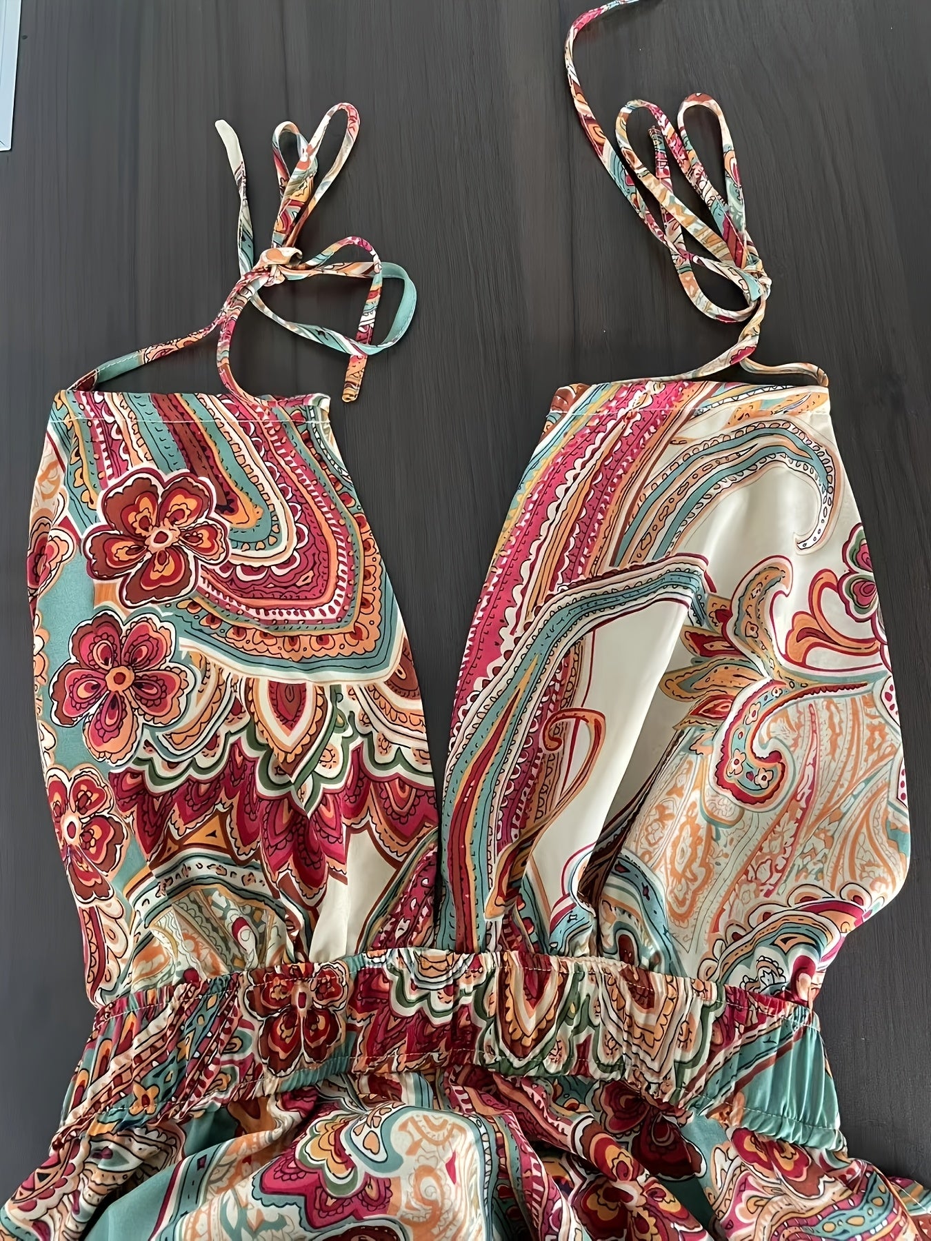 [Bohemian Tank Top] Elegant Bohemian Women's Spaghetti Strap Tank Top | Paisley Print, Backless Design, Off the Shoulder, Perfect for Spring/Summer