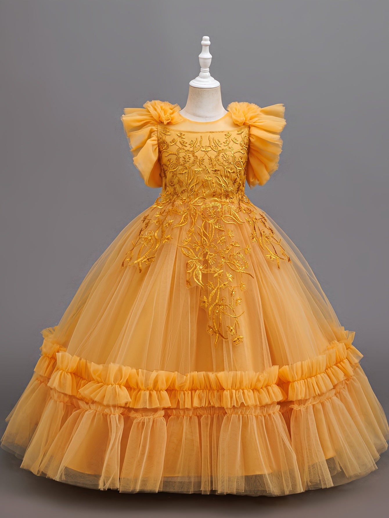 Elegant Fluffy Tulle Wedding Gown for Young Girls, Gorgeous Appliqué Sequin Embellished Princess Dress, Suitable for Prom and Evening Parties